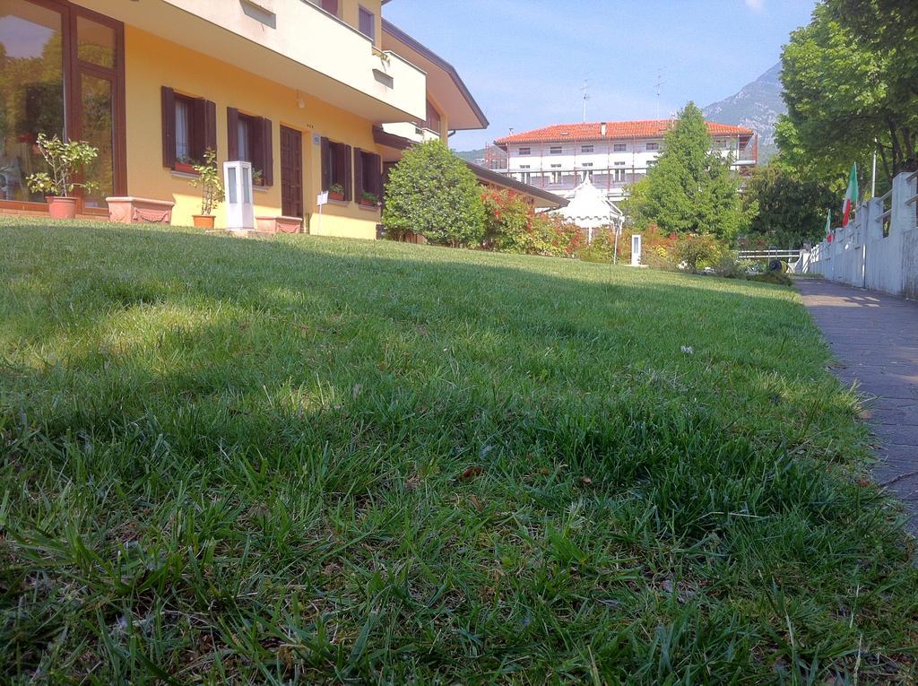Hotel Grizzino Montereale Valcellina Exterior foto